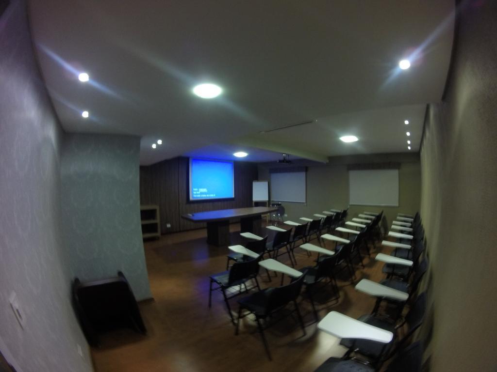 Hotel 10 דוראדוס מראה חיצוני תמונה